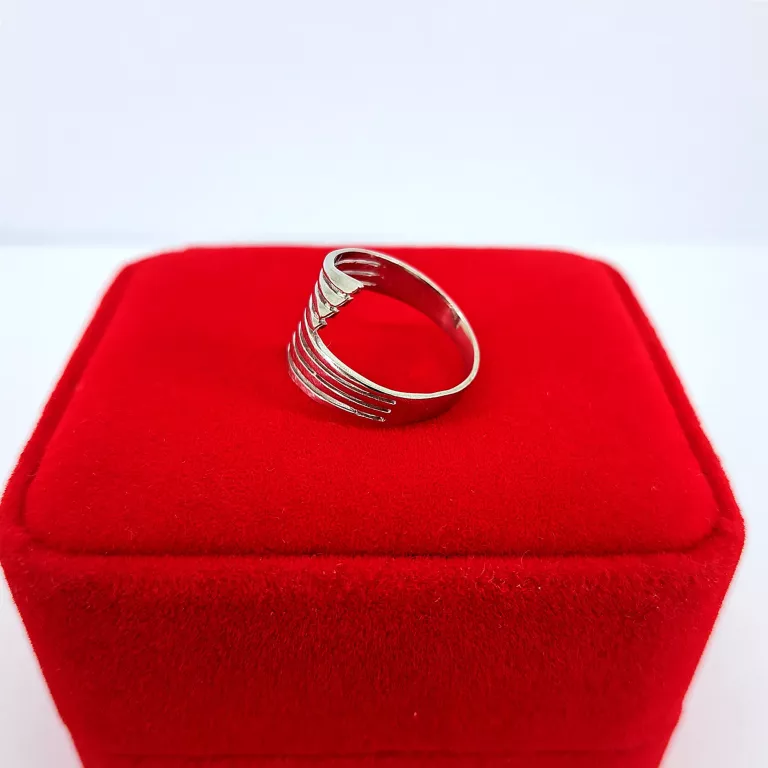 stylowy-srebrny-pierscionek-p925-295-g-material-15835-4