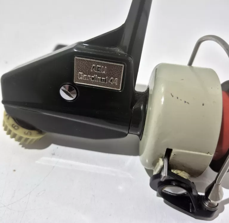 kolowrotek-abu-cardinal-44-kod-producenta-1288183