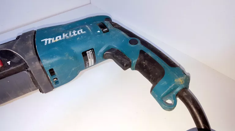 MŁOTOWIERTARKA MAKITA HR 2470