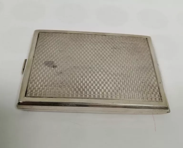 SREBRNA PAPIEROŚNICA 153,29 G 800