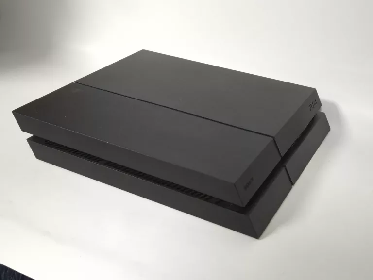 KONSOLA SONY PLAYSTATION 4 500GB Z GRAMI