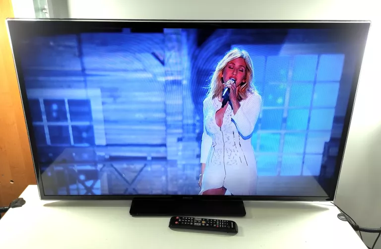 TELEWIZOR SAMSUNG UE46F6320