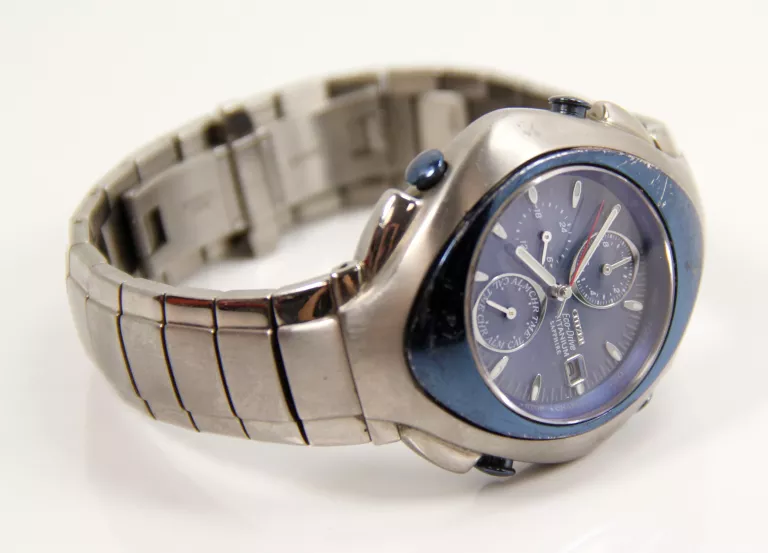 ZEGAREK CITIZEN ECO DRIVE GN-4W-UL