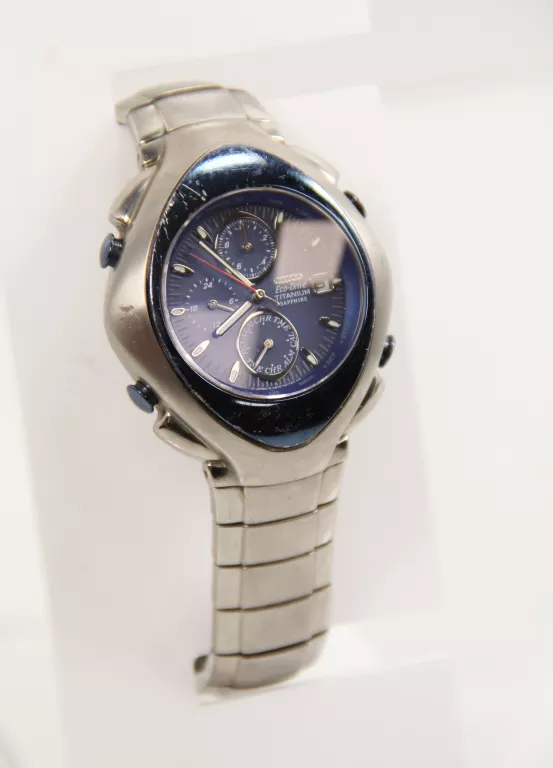 ZEGAREK CITIZEN ECO DRIVE GN-4W-UL
