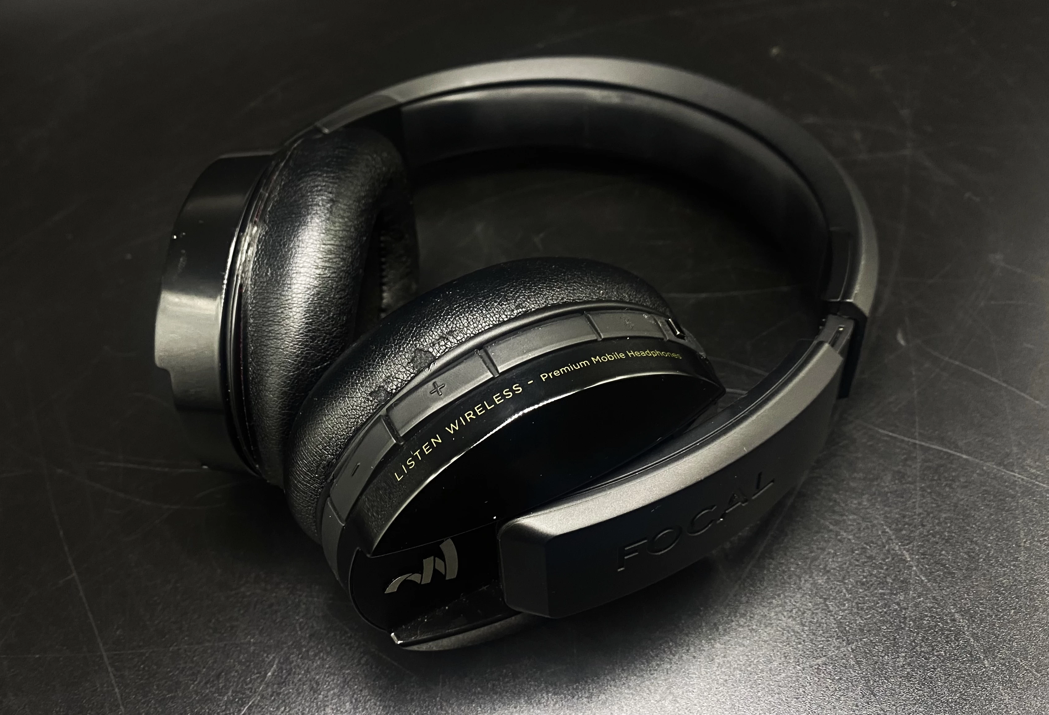 sluchawki-focal-listen-wireless-espicas11-stan-11323-2