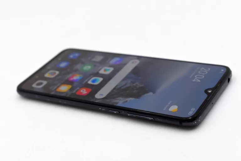 TELEFON XIAOMI MI 9 LITE 6/64GB #OPIS