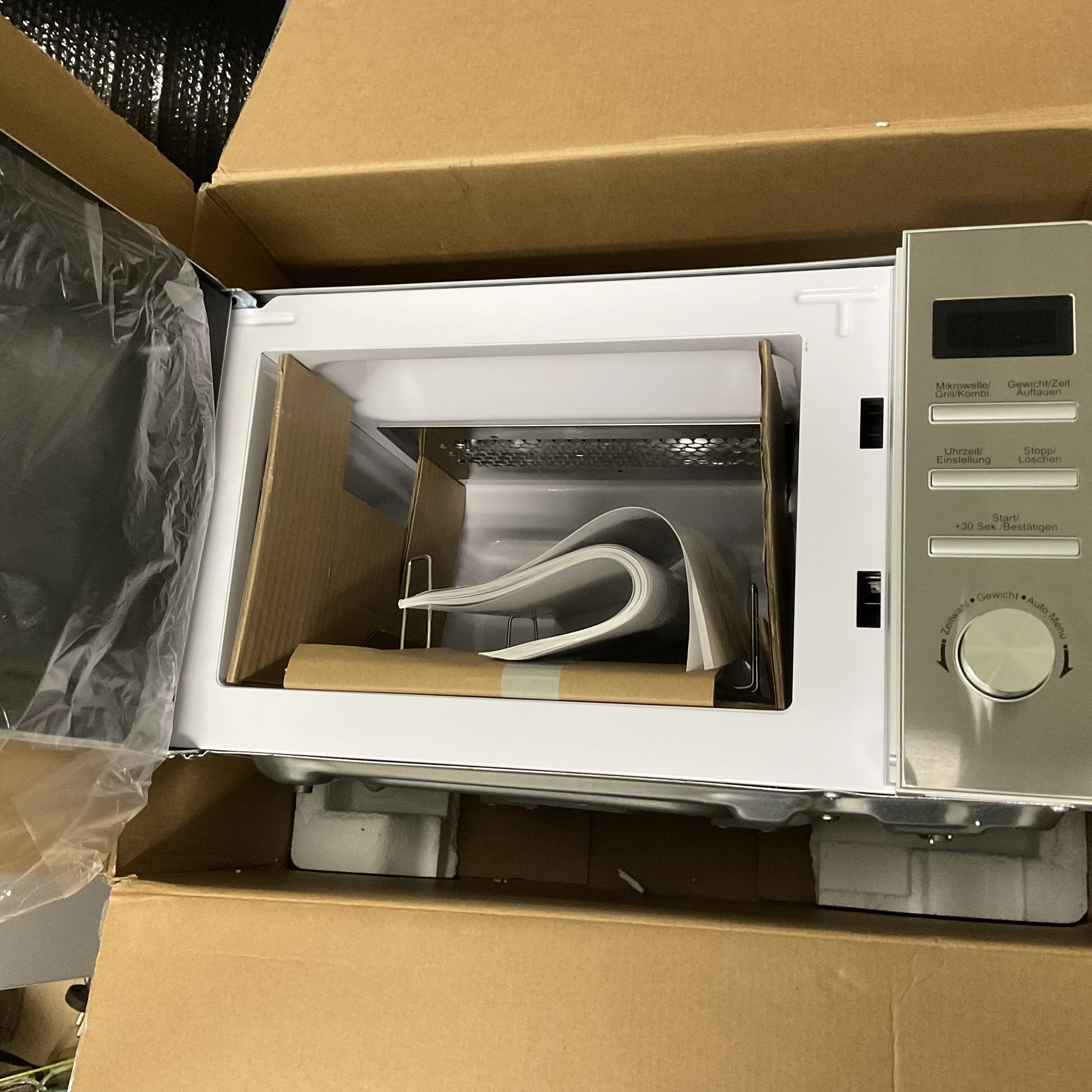 kuchenka-mikrofalowa-hanseatic-656920-800w-20l-ean-gtin-4029686416505