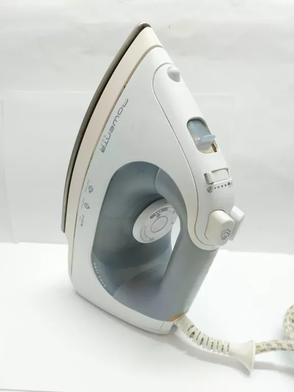 SMUTNE ŻELAZKO ROWENTA DX 2600