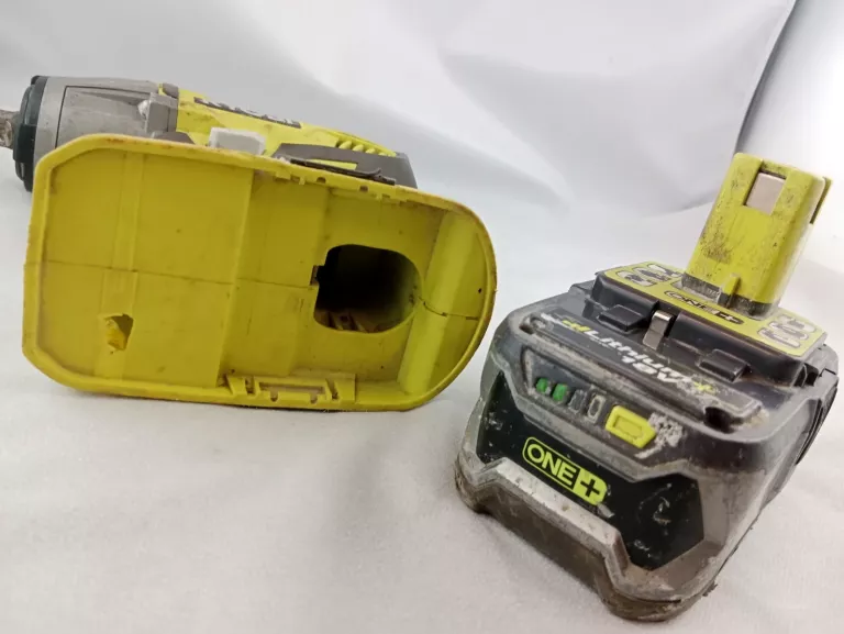 KLUCZ UDAROWY RYOBI R18IW3 + AKUMULATOR 5AH