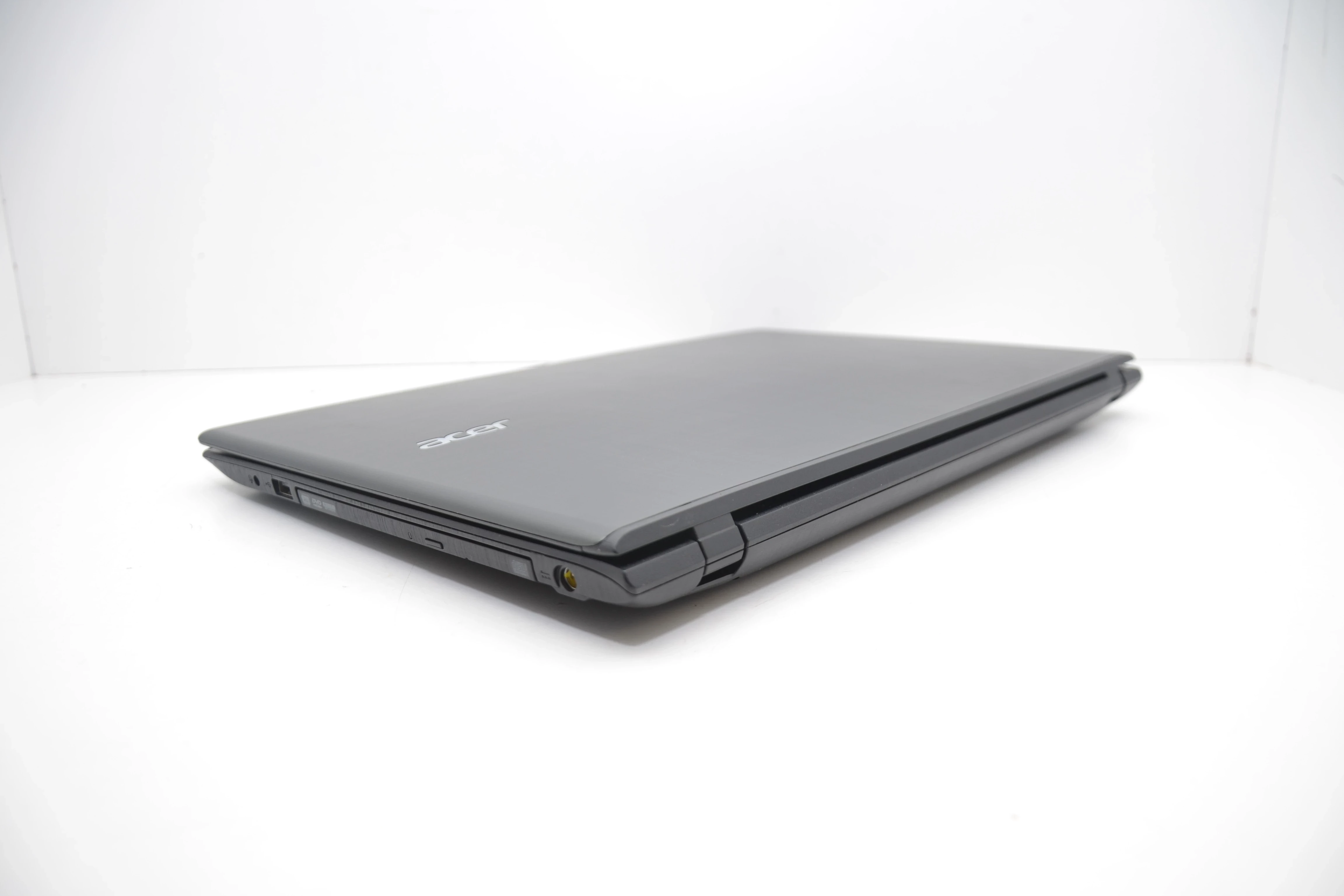 laptop-acer-aspire-e-15-e5-575g-54zl-seria-procesora-4366-216