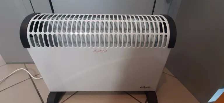 GRZEJNIK VOLTENO BASIC 200W