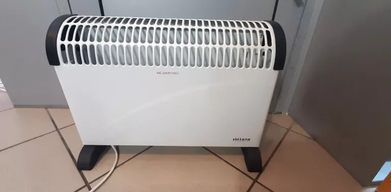 GRZEJNIK VOLTENO BASIC 200W