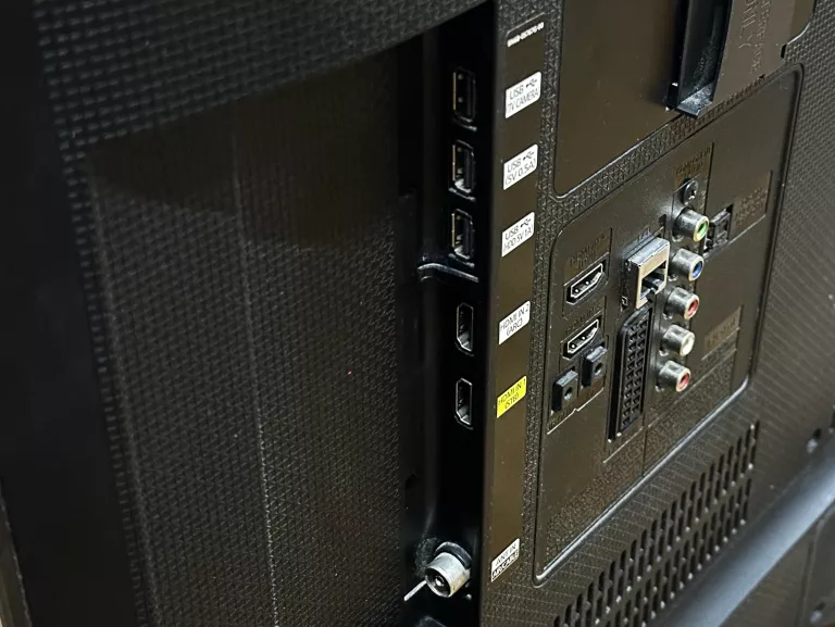 telewizor-samsung-ue40h6400aw-40-led-full-hd-smart-tv-typ-telewizora-211486-250142