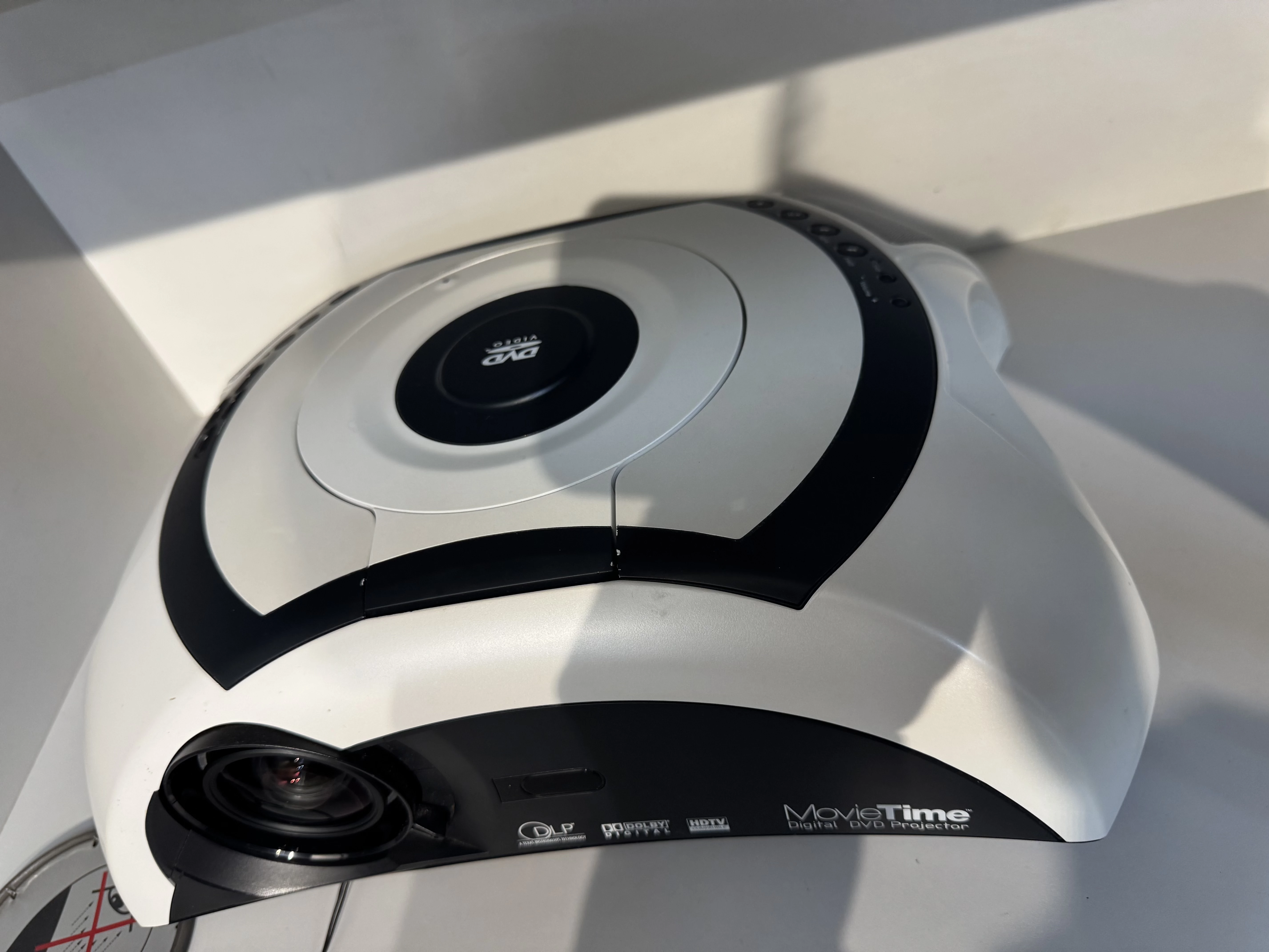 czytaj-opis-projektor-optoma-dv10-pilot-okablowaniepilotw-torbie-jasnosc-lampy-ansi-3000