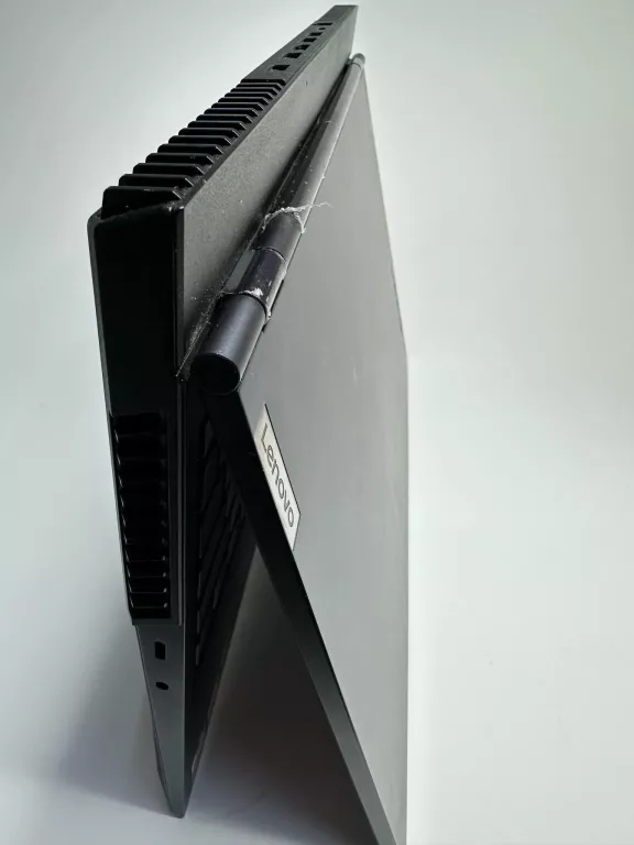 LAPTOP LENOVO LEGION 5 15ACH6H /AMD RYZEN 7/16 GB. RAM/ 1 TB