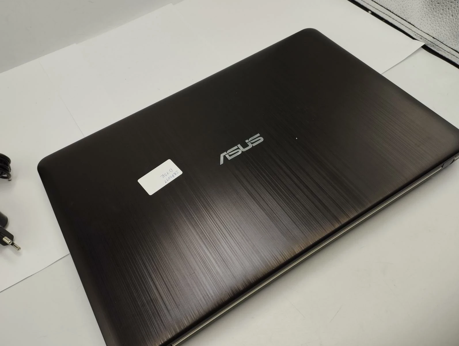 laptop-asus-k540u-intel-core-i3-155-opis-przekatna-ekranu-156