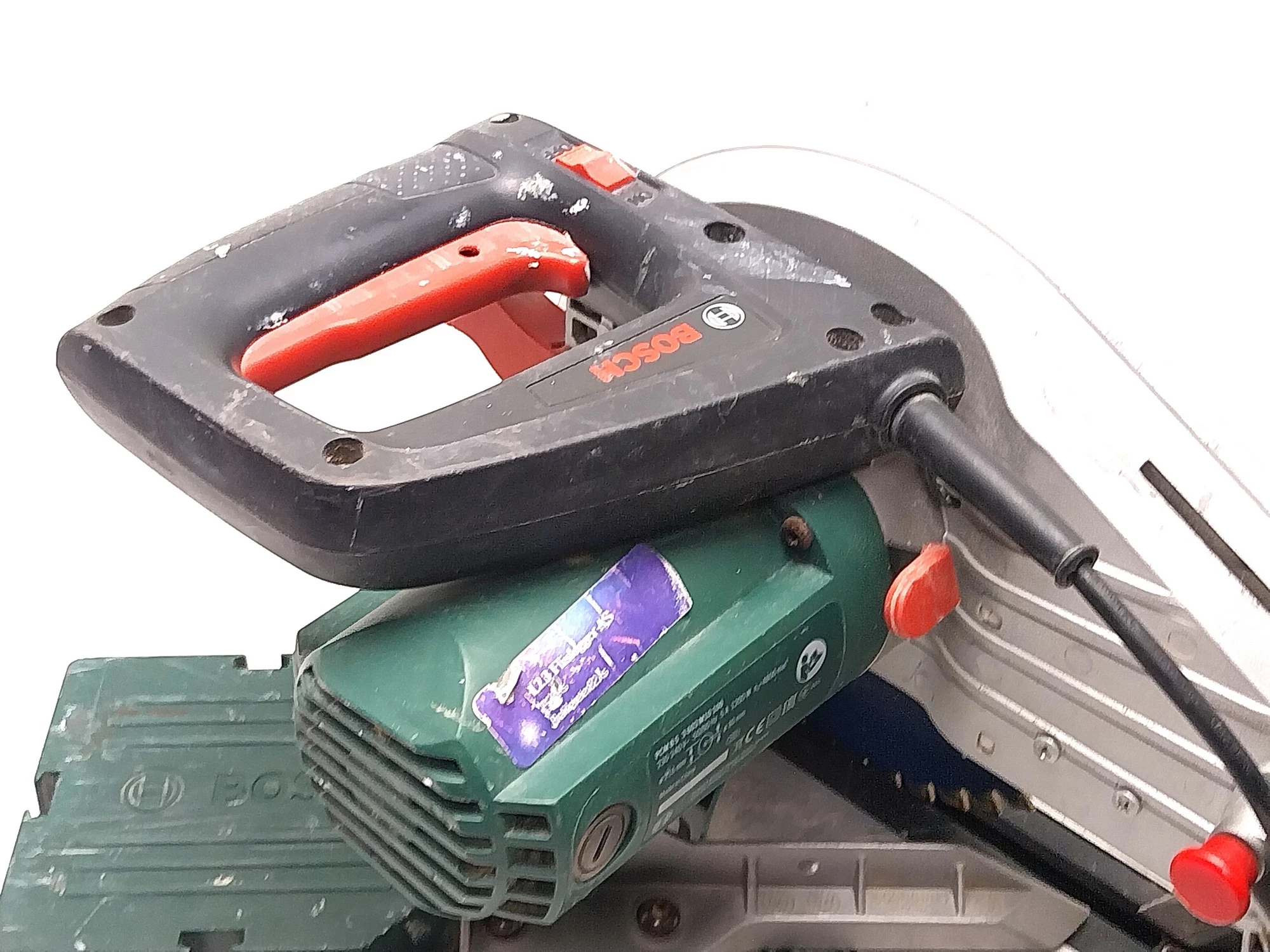 pila-ukosnica-bosch-pcm-8s-1200w-maksymalna-moc-1200