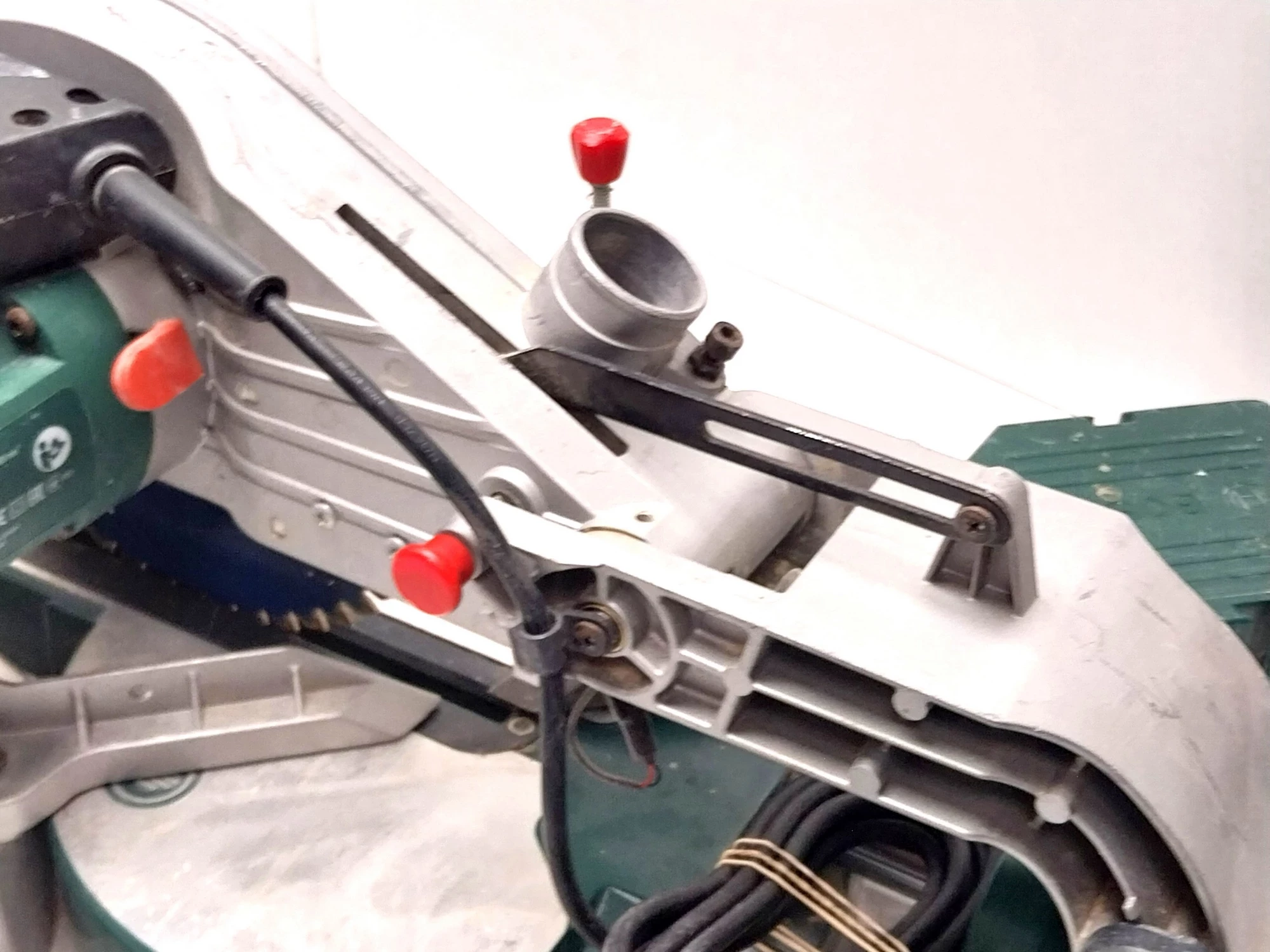 pila-ukosnica-bosch-pcm-8s-1200w-kod-producenta-0603b10100