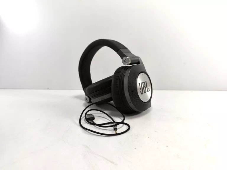 SŁUCHAWKI BLUETOOTH JBL E40BT SYNCHROS