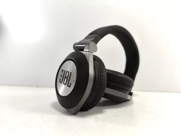 SŁUCHAWKI BLUETOOTH JBL E40BT SYNCHROS