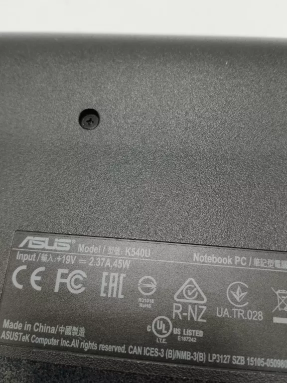 LAPTOP ASUS K540U INTEL CORE I3 15,5" (OPIS)