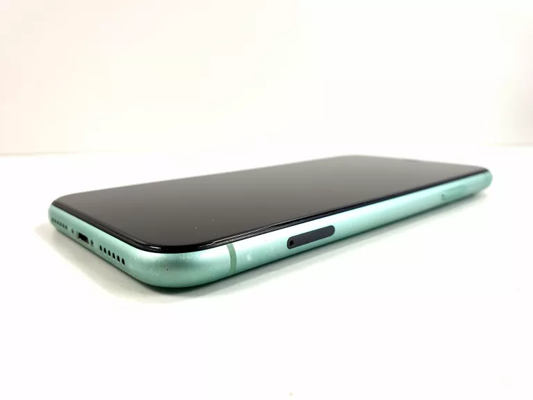 SMARTFON IPHONE 11 64 GB BATERIA 73%