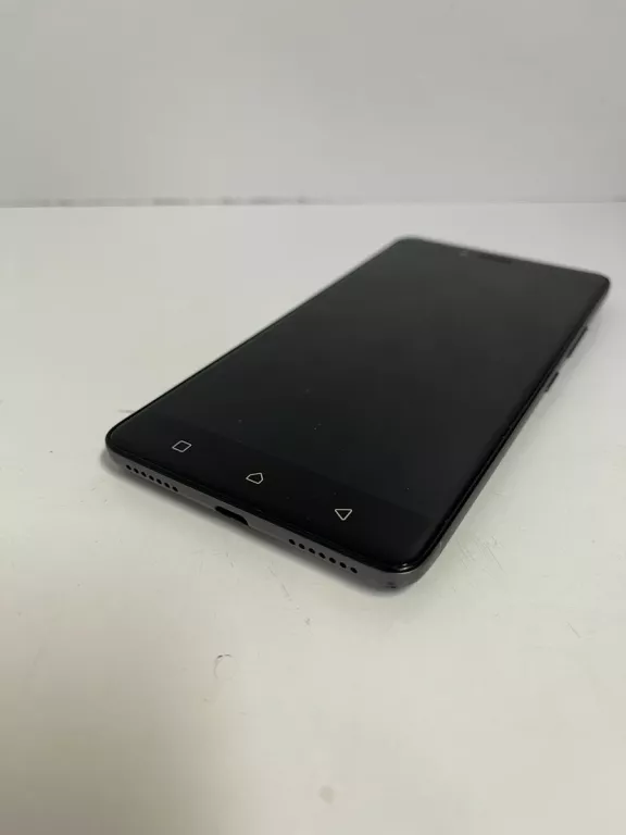 TELEFON LENOVO K6 NOTE 3 GB / 32 GB 4G (LTE) CZARNY