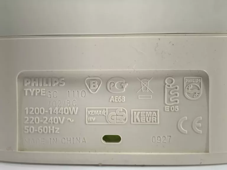 ŻELASKO PAROWE PHILIPS COMFORT 1000 GC 1110 - 1400 W