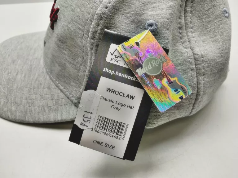 czapka-z-daszkiem-szara-hard-rock-cafe-wroclaw-wzor-dominujacy-3766-1