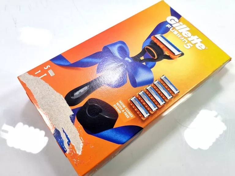 GOLARKA GILLETTE FUSION5 + 5 OSTRZY + STOJAK