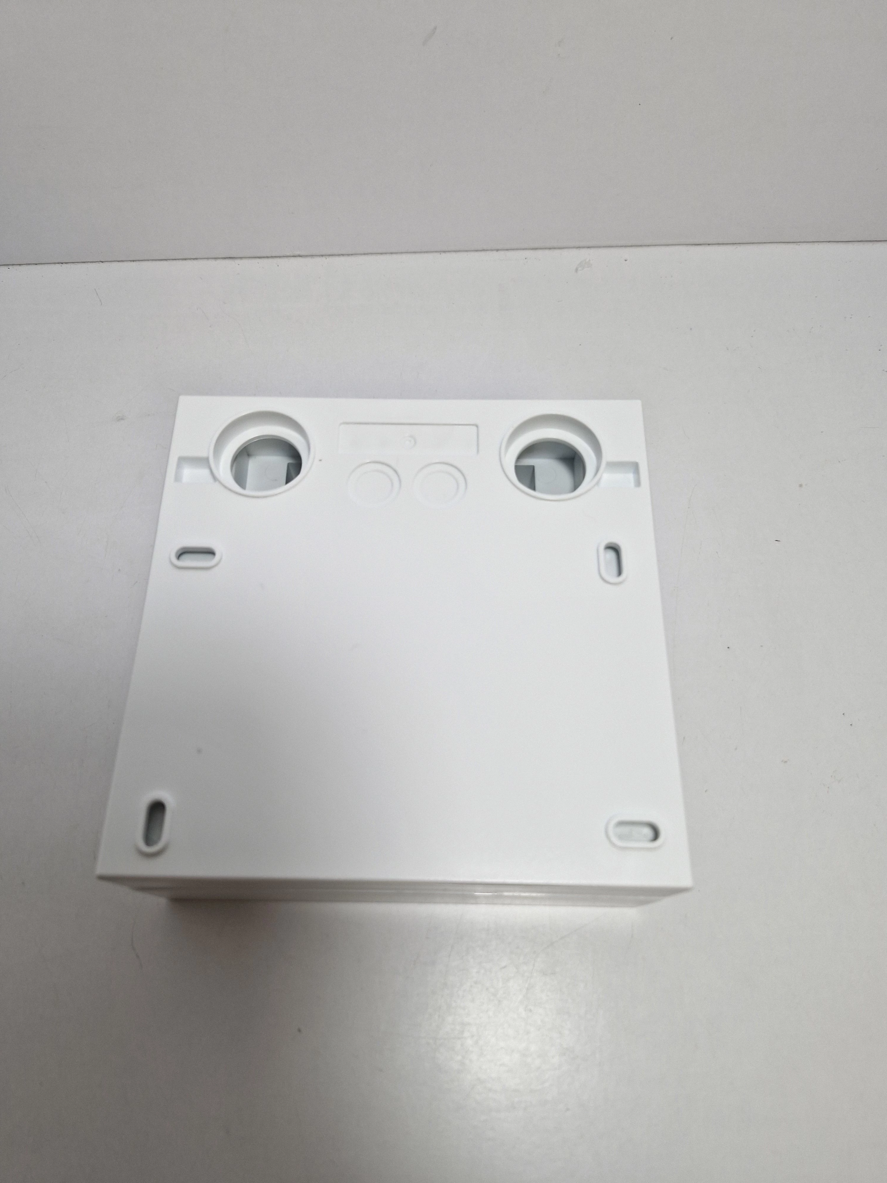 oprawa-oswietlenia-awaryjnego-lovato-ii-kod-producenta-0001-00011-89714