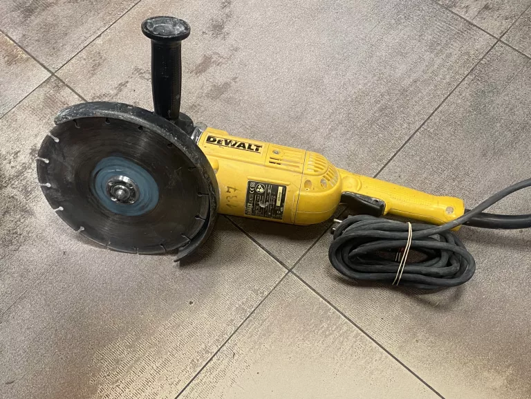 SZLIFIERKA KĄTOWA DEWALT D28492 2200W 230MM