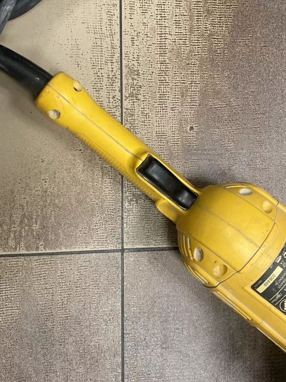 SZLIFIERKA KĄTOWA DEWALT D28492 2200W 230MM