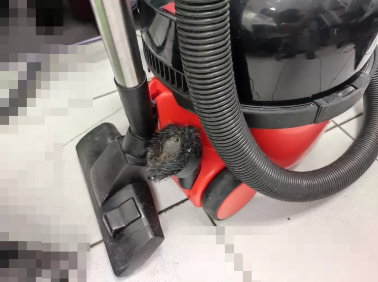 ODKURZACZ NUMATIC HENRY 200 HVR200 RURA