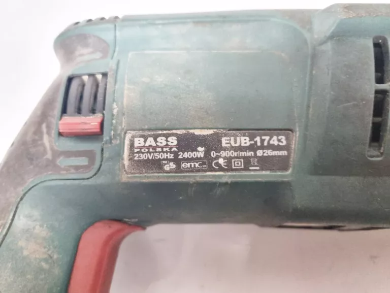 MŁOTOWIERTARKA BASS POLSKA EUB-1743