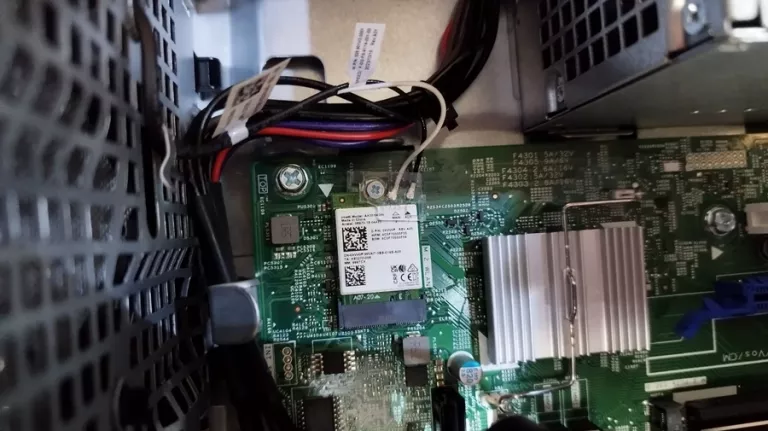 KOMPUTER STACJONARNY DELL VOSTRO 3020 I5 16 GB