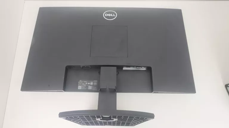 KOMPUTER STACJONARNY DELL VOSTRO 3020 I5 16 GB