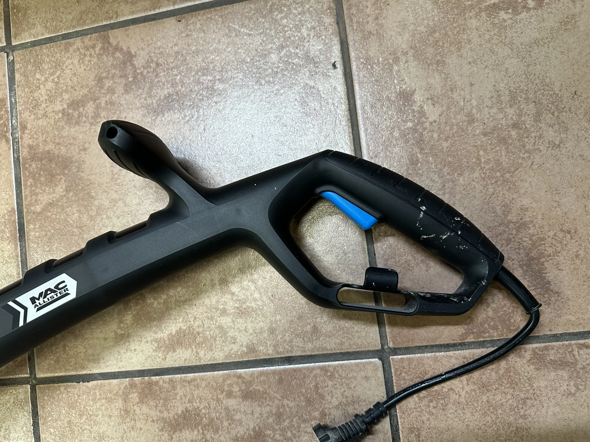 podkaszarka-macallister-mgtp300p-300-w-marka-129265-667349