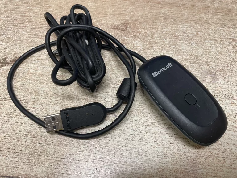 PAD XBOX 360 CZARNY + ADAPTER MICROSOFT