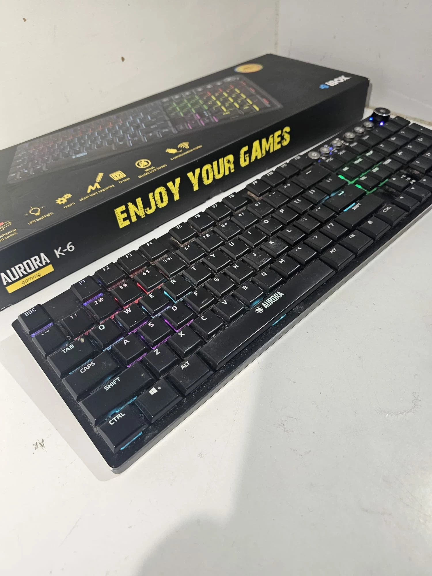klawiatura-i-box-aurora-k-6-bt-interfejs-1247-1