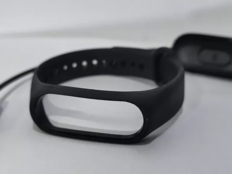 SMARTBAND XIAOMI MI SMART BAND 4 CZARNY OPASKA SPORTOWA