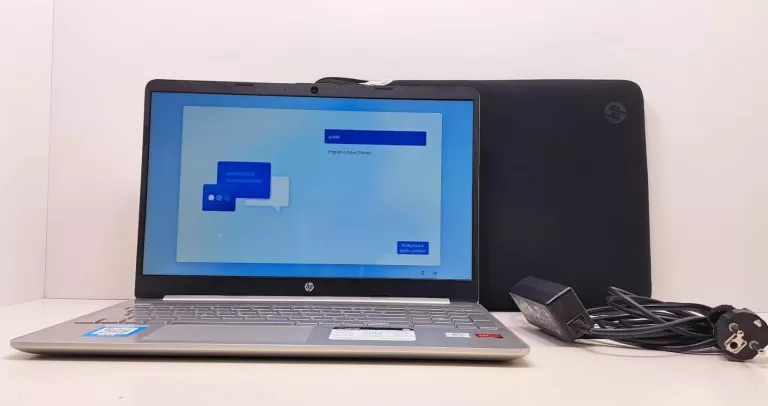 LAPTOP HP 15-EF1071WM 8/256GB AMD ATHLON SILVER 3050U WITH RADEON GRAPHICS