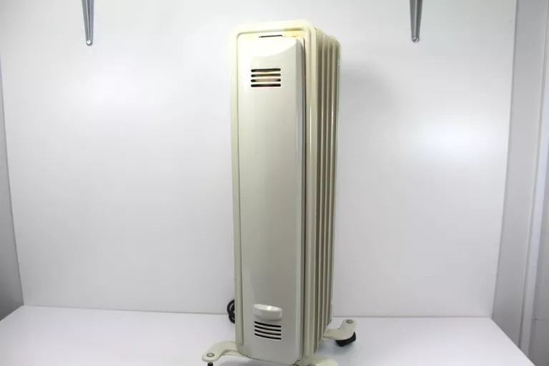 grzejnik-olejowy-delonghi-1500w-na-kolkach-kolor-dominujacy-129357-2