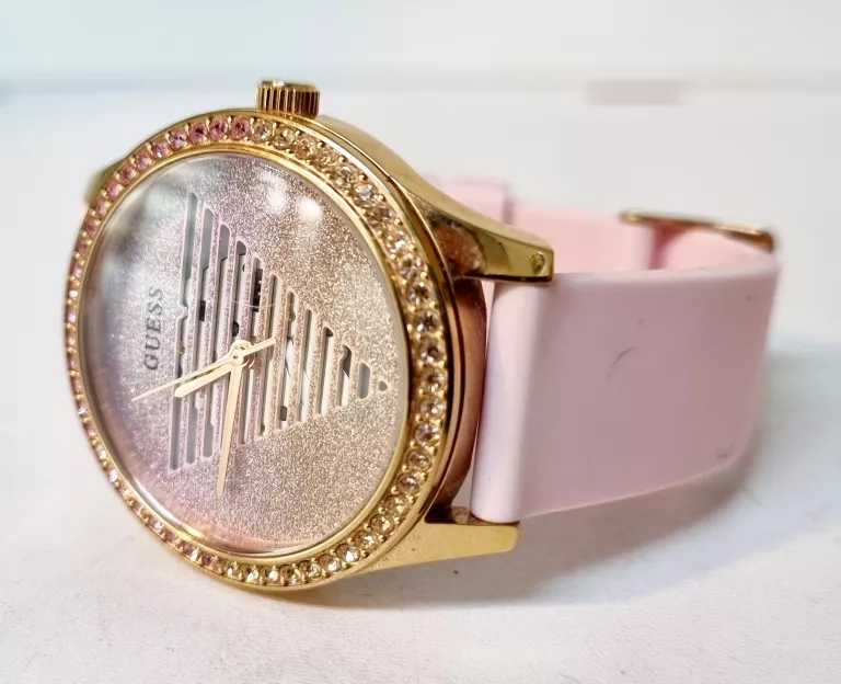 ZEGAREK GUESS GW0530L4