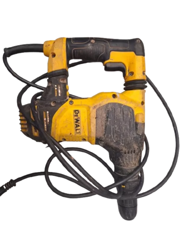 MŁOTOWIERTARKA SDS DEWALT D25334/MOCNE ŚLADY UŻYTKU