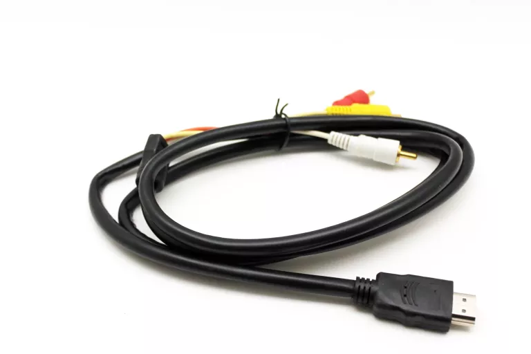 KABEL ADAPTER PRZEJŚCIÓWKA PRZEWÓD 3X RCA CINCH HDMI 2.0 AUDIO VIDEO 1,5M