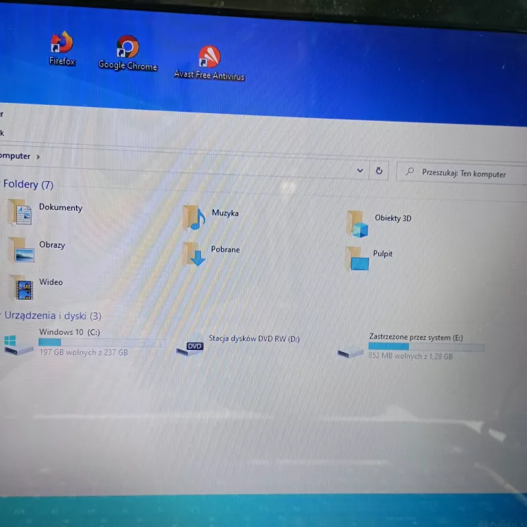 LAPTOP LENOVO G780 RAM 4GB/250GB DYSK/ WIN10+ŁAD
