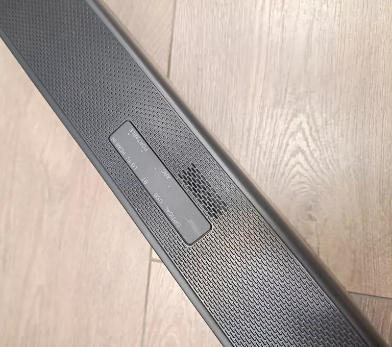 SOUNDBAR LG SK5 2.1+PILOT