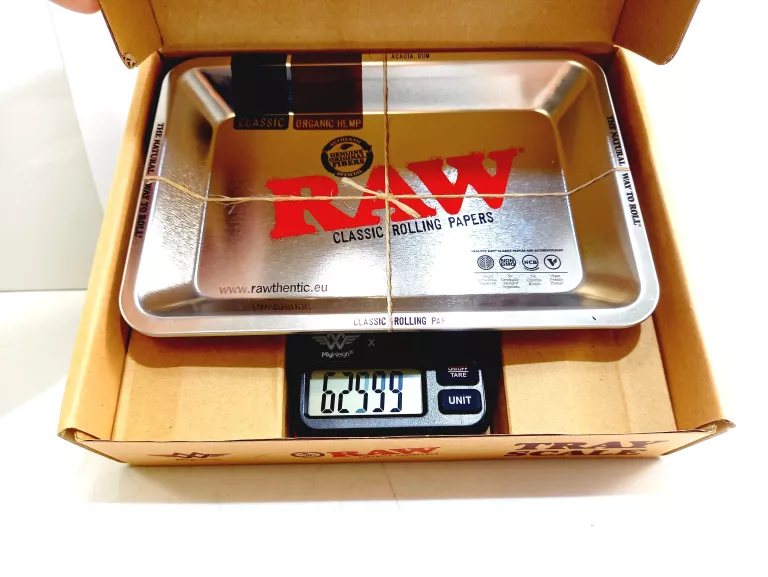 RAW TRAY SCALE WAGA DO SUSZU Z TACKĄ RAW 200G 0,01