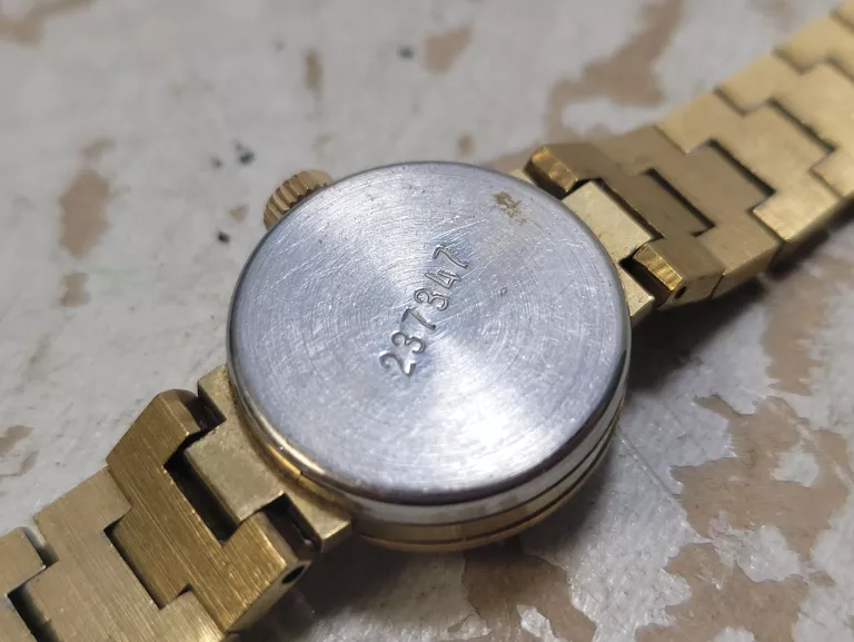 ZEGAREK CZAJKA 17 KAMIENI MECHANICZNY DAMSKI